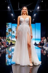 Amelie Bridal